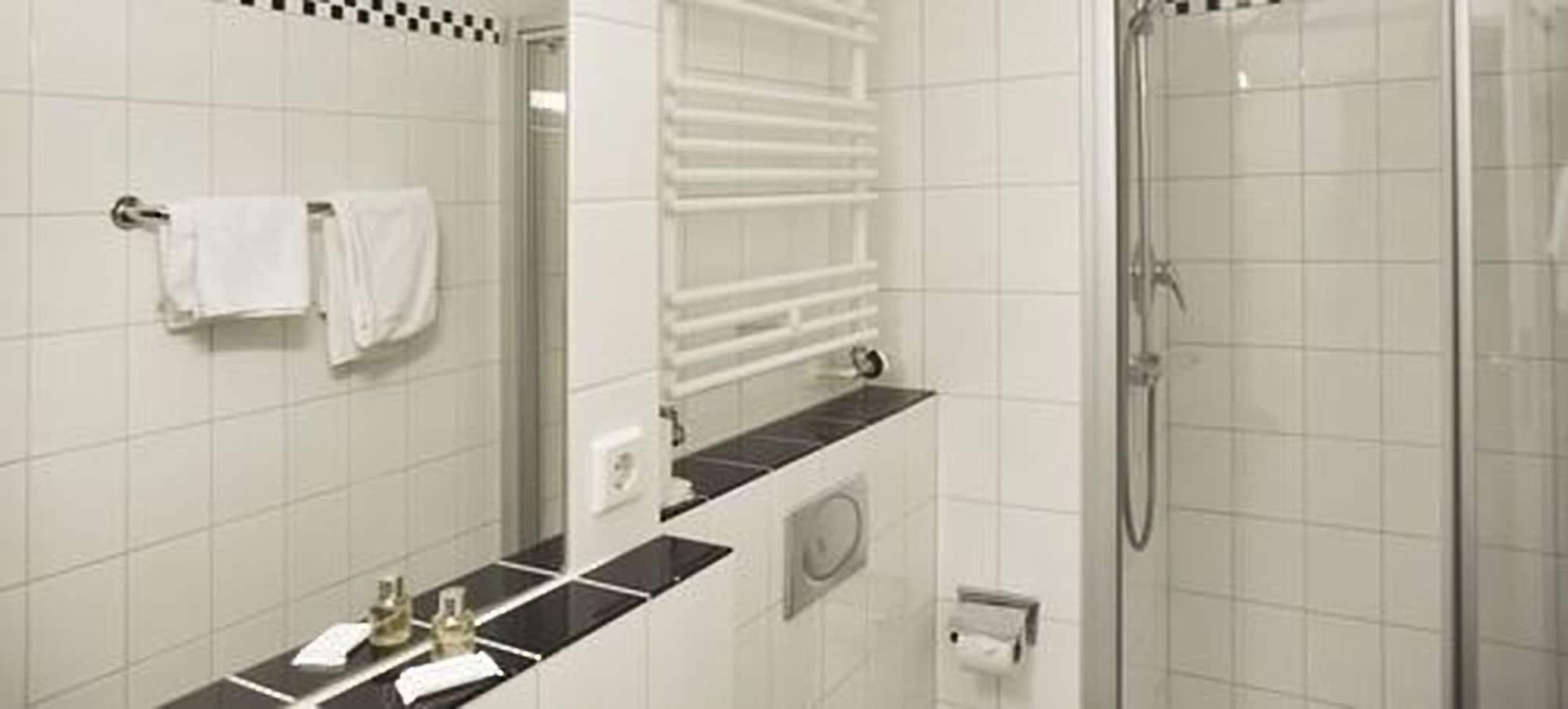 Cityhotel Monopol Hamburg Kültér fotó